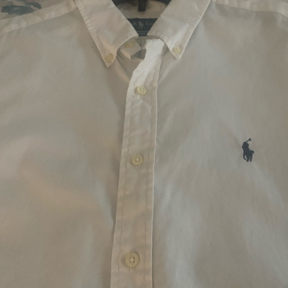 Ralph Lauren men short sleeve shirt . Great condition